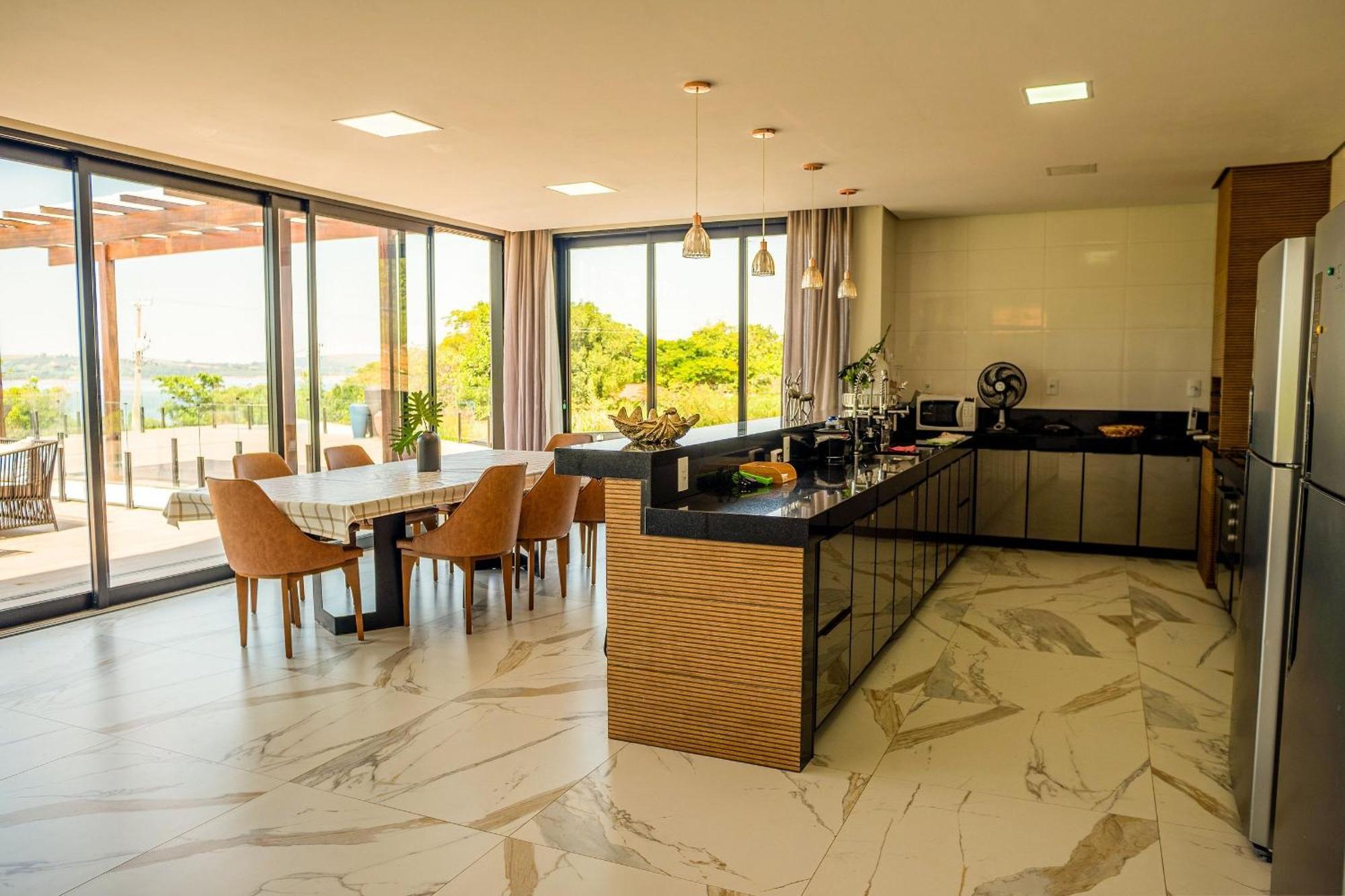 Pousada Com Piscina, Jacuzzi E Com Vista Em Capitolio - Casa Decore Exterior foto